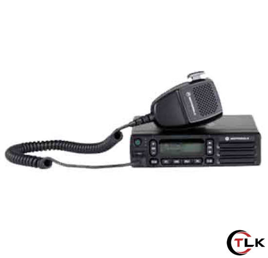 Máy bộ đàm gắn xe Motorola XiR M6660-V